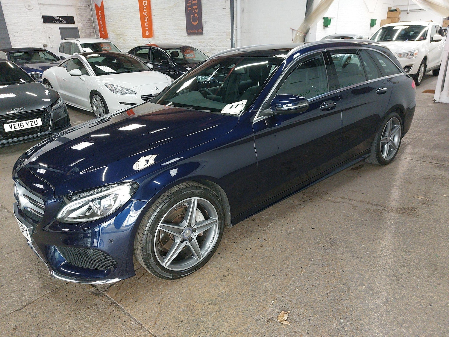 Used Mercedes-Benz C Class 2016 for sale - 76563606: Photo 1