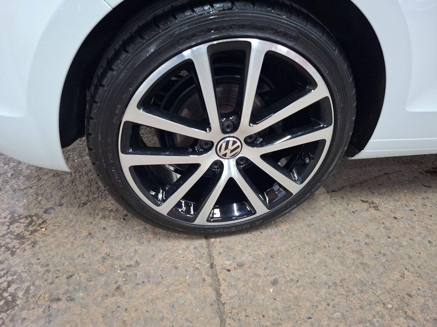 Used Volkswagen Golf 2013 for sale - 76563611: Photo 14