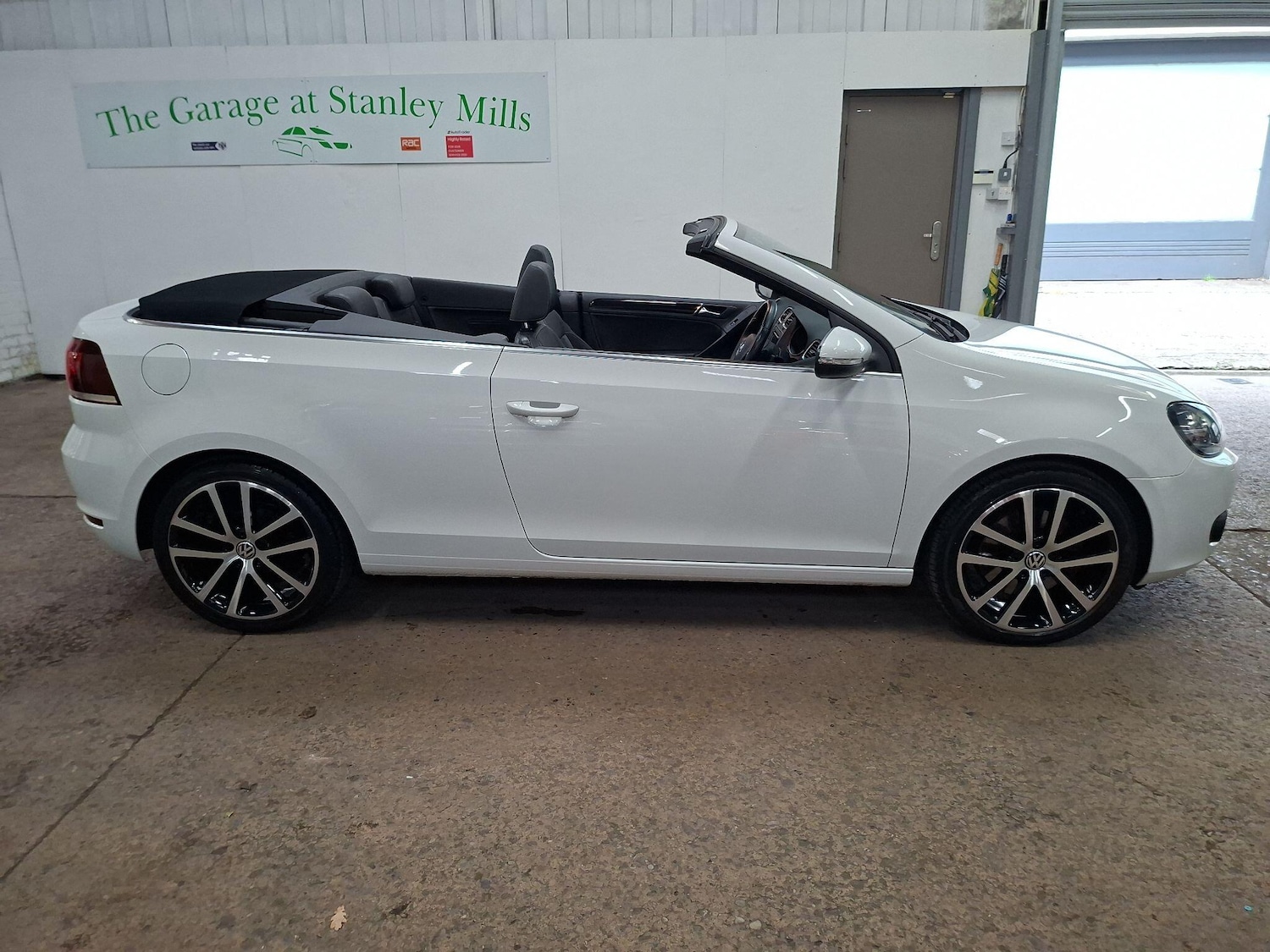 Used Volkswagen Golf 2013 for sale - 76563611: Photo 2