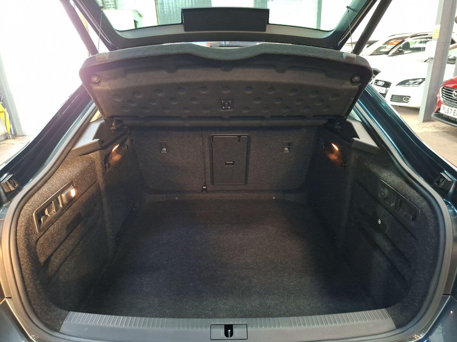 Used Skoda Superb 2017 for sale - 76563594: Photo 11