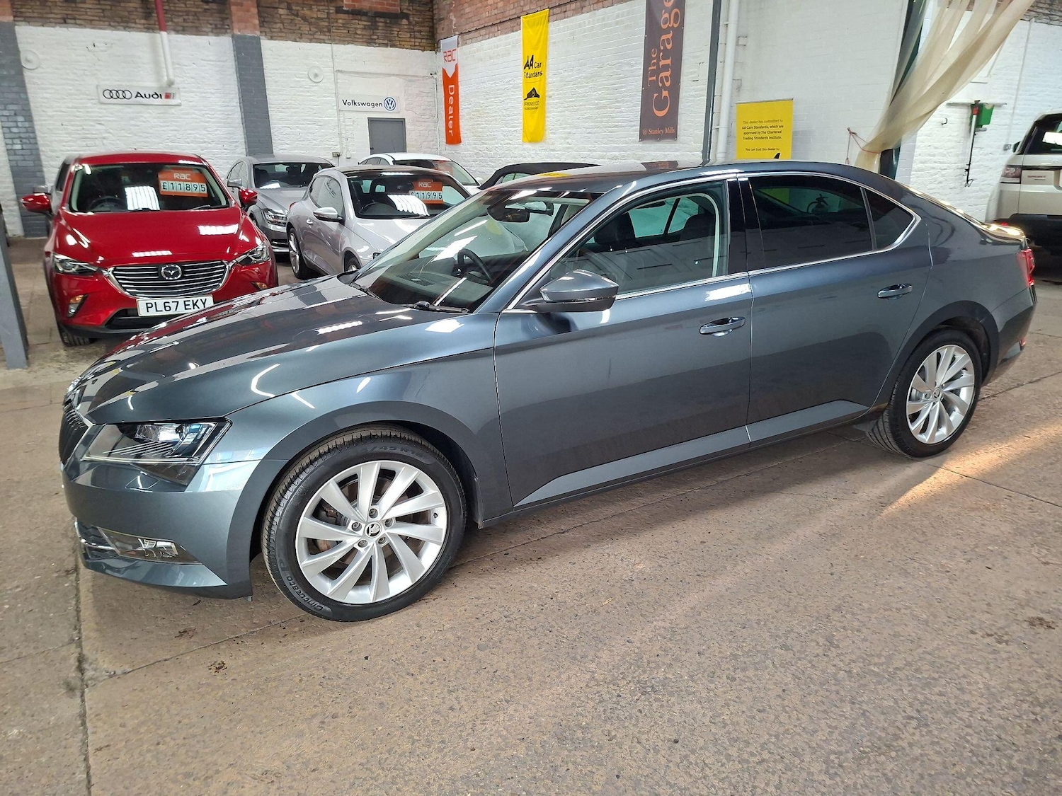 Used Skoda Superb 2017 for sale - 76563594: Photo 4