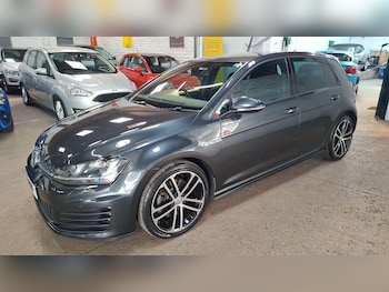 Used Volkswagen Golf 2016 for sale - 79472819: Photo