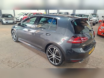 Used Volkswagen Golf 2016 for sale - 79472819: Photo