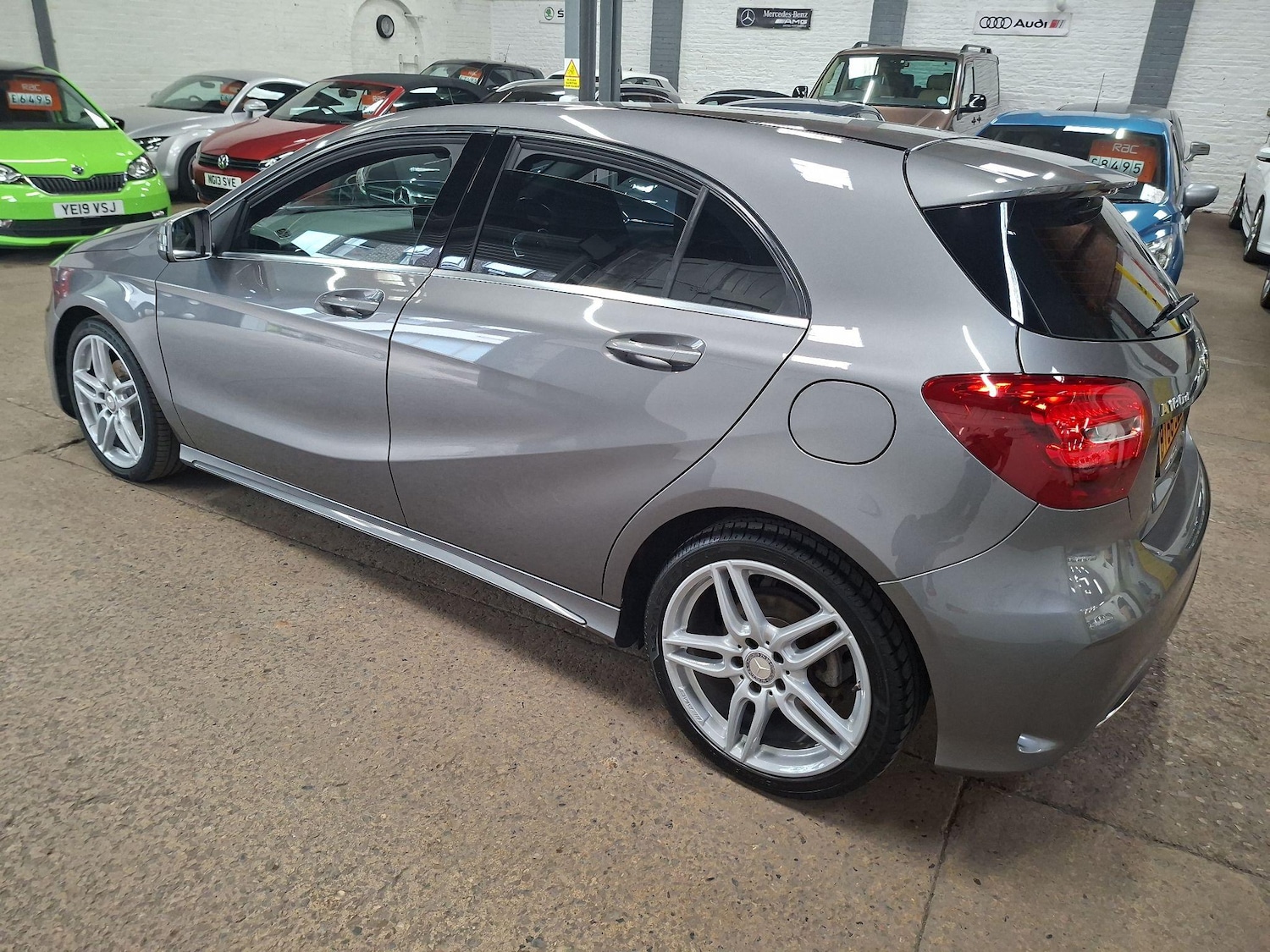 Used Mercedes-Benz A-Class 2016 for sale - 77311538: Photo 3