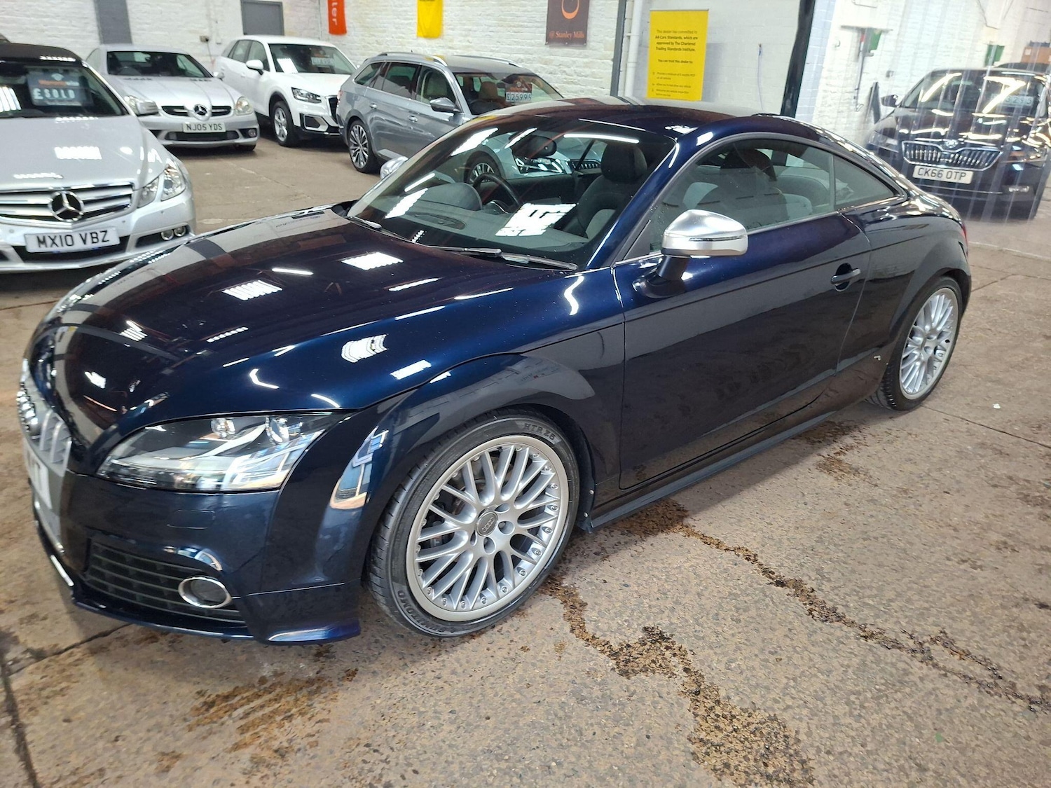 Used Audi TT 2010 for sale - 77576553: Photo 8