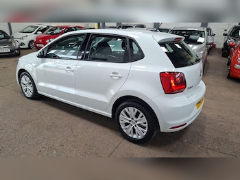Used Volkswagen Polo 2016 for sale - 79566828: Photo