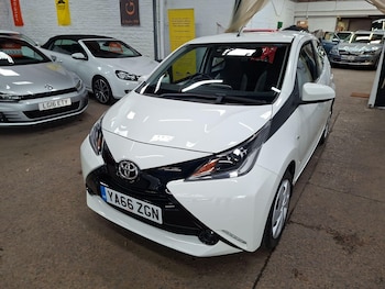 Used Toyota AYGO 2017 for sale - 76563601: Photo