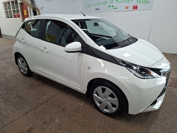 Used Toyota AYGO 2017 for sale - 76563601: Photo