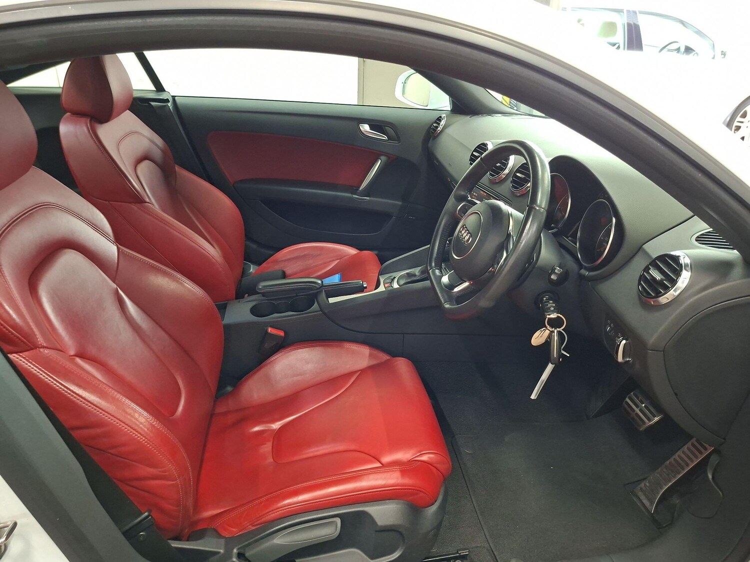 Used Audi TT 2013 for sale - 76563608: Photo 13