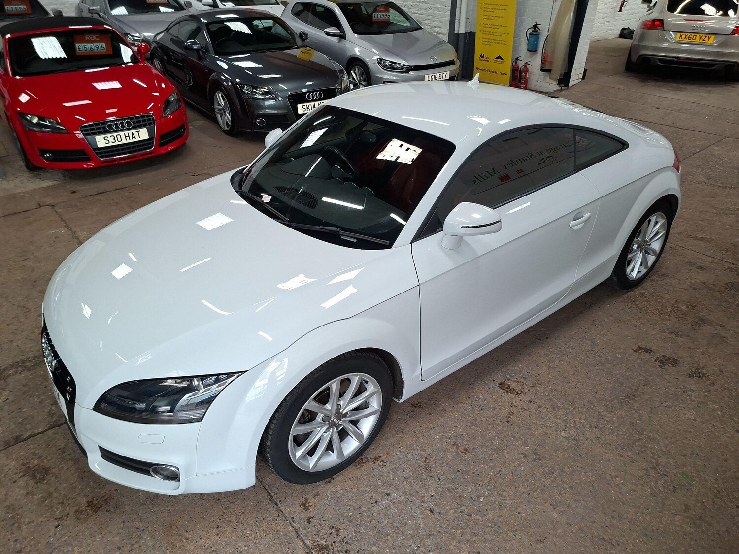 Used Audi TT 2013 for sale - 76563608: Photo 8