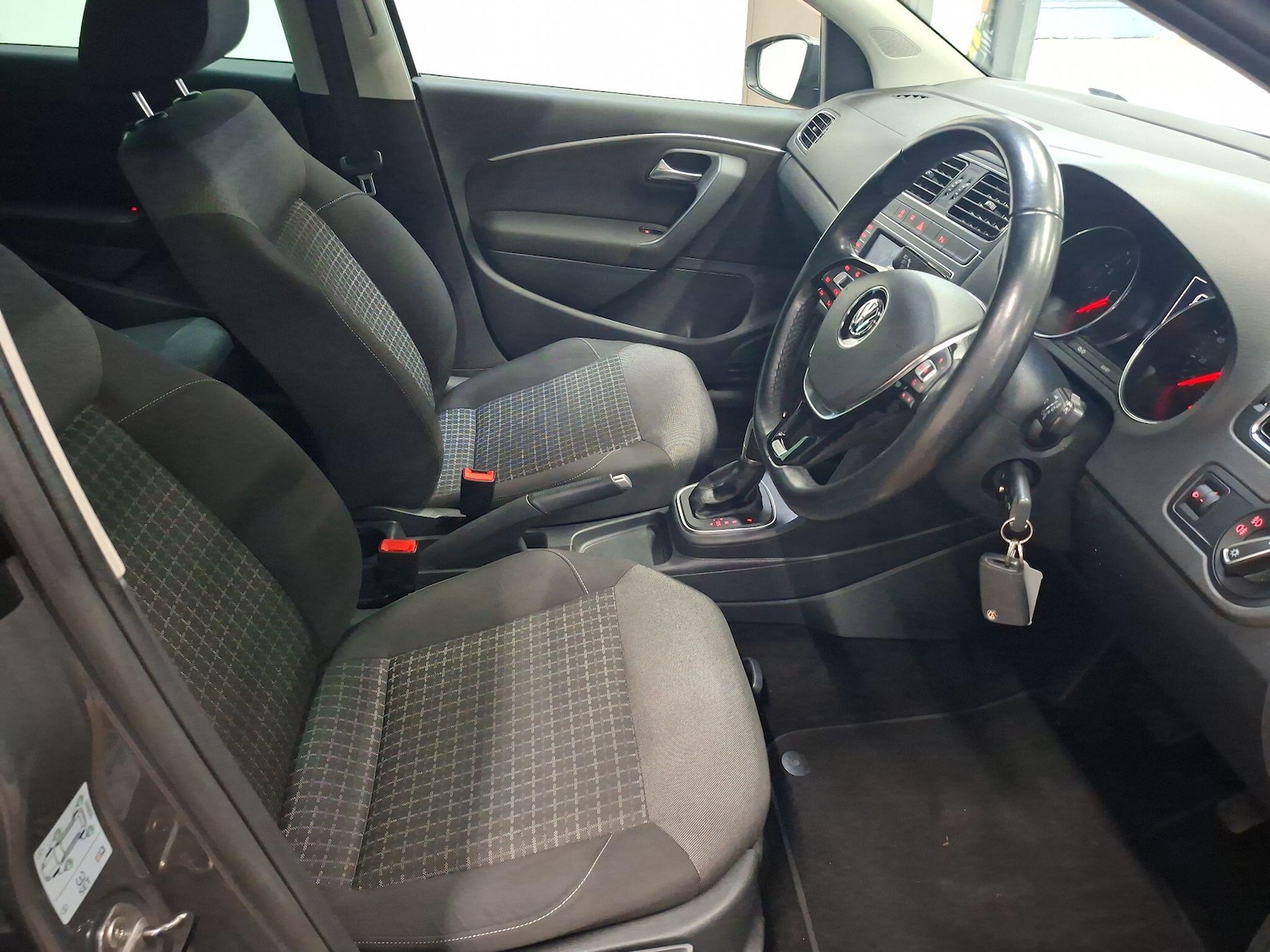 Used Volkswagen Polo 2016 for sale - 77526267: Photo 10