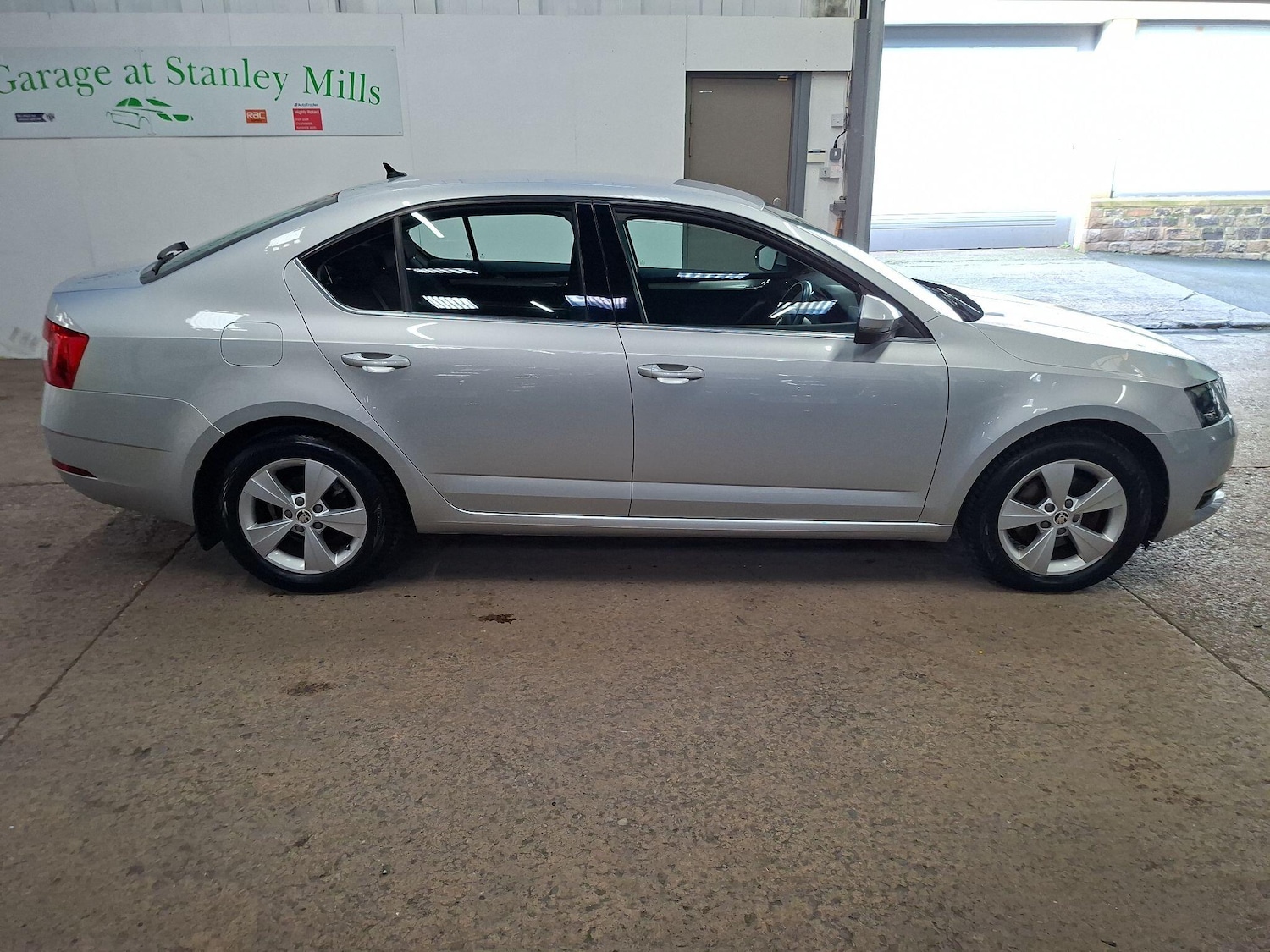 Used Skoda Octavia 2017 for sale - 78009478: Photo 4