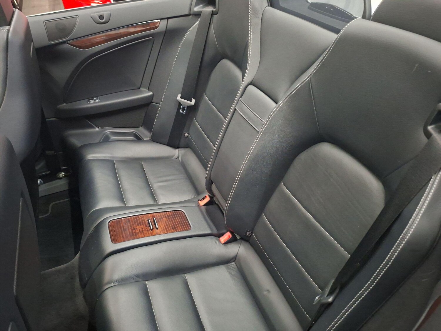 Used Mercedes-Benz E Class 2010 for sale - 76563585: Photo 11