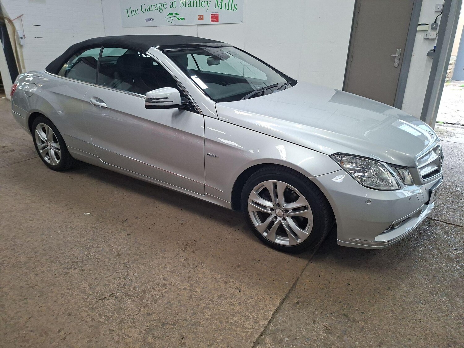 Used Mercedes-Benz E Class 2010 for sale - 76563585: Photo 18