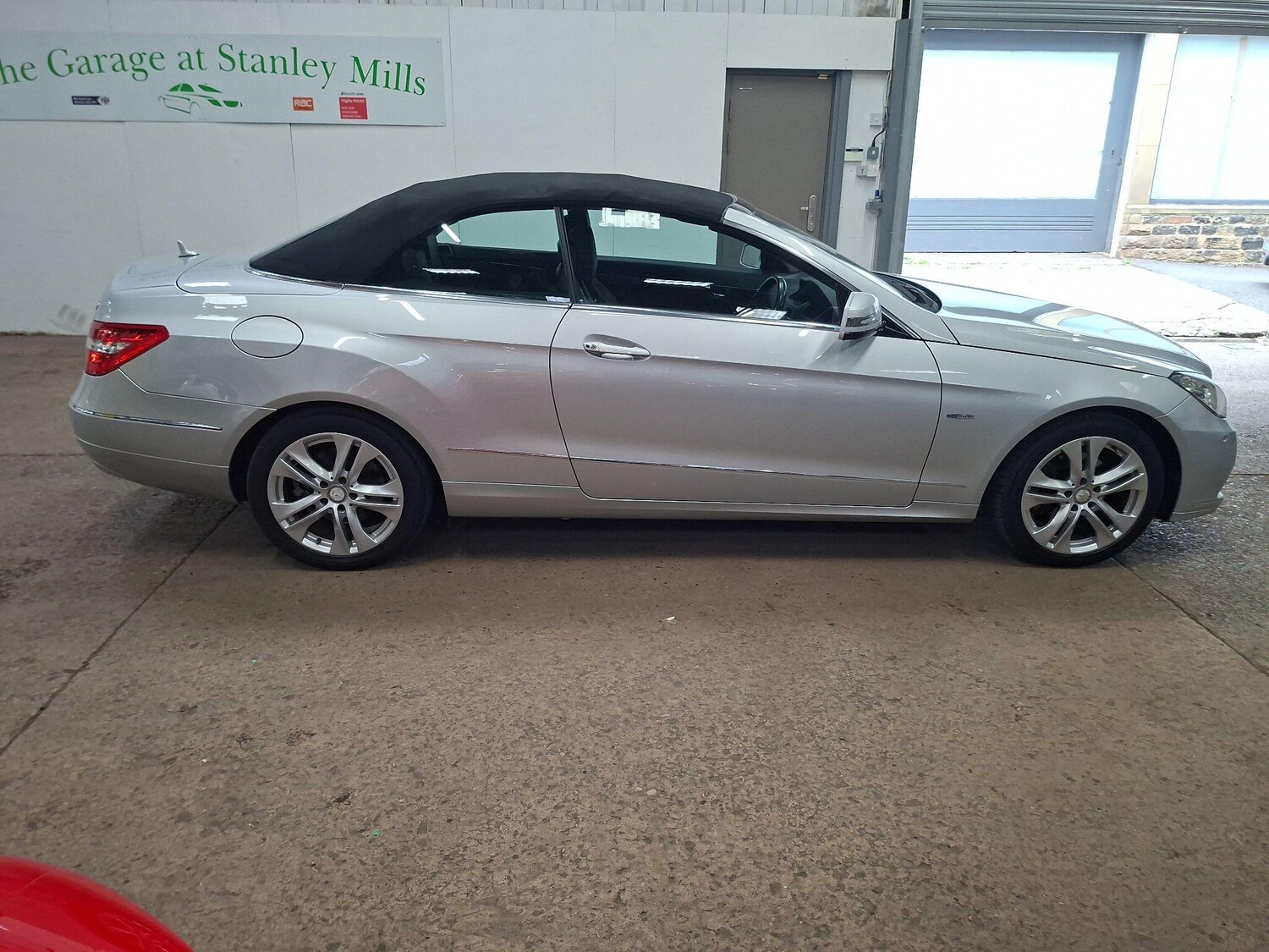 Used Mercedes-Benz E Class 2010 for sale - 76563585: Photo 19