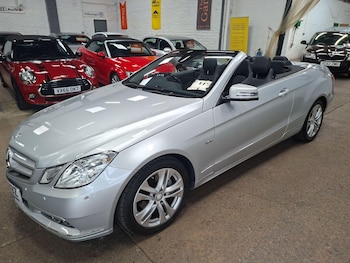 Used Mercedes-Benz E Class 2010 for sale - 76563585: Photo