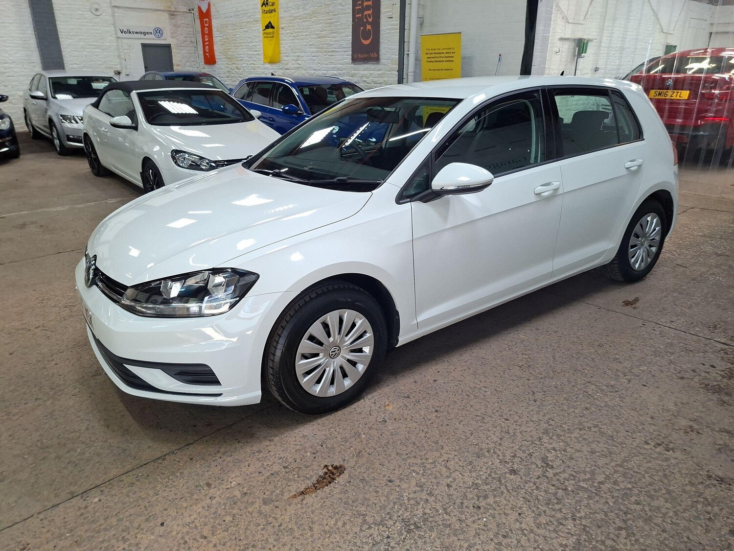 Used Volkswagen Golf 2017 for sale - 78175842: Photo 8