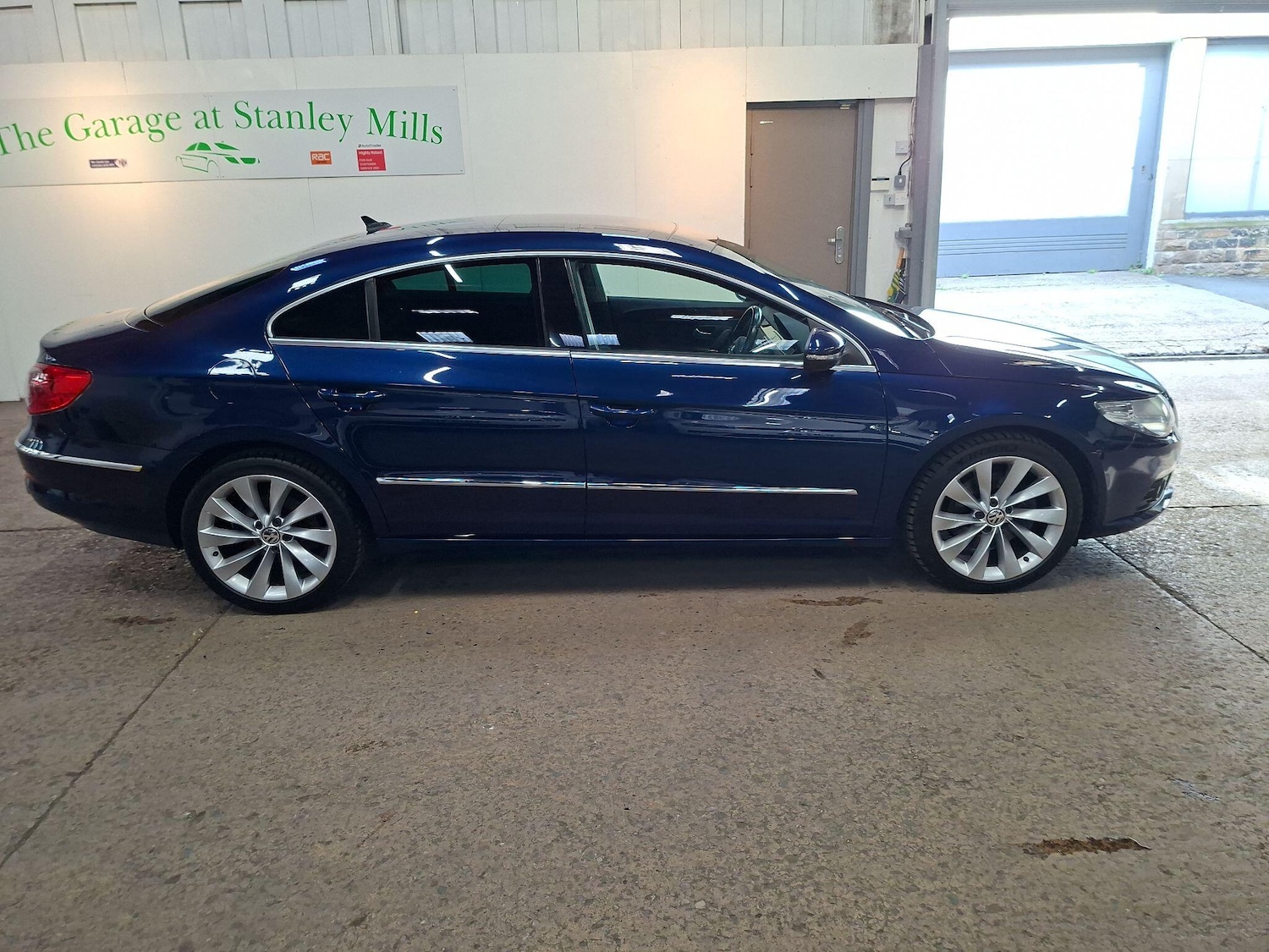 Used Volkswagen Passat 2010 for sale - 78179055: Photo 5
