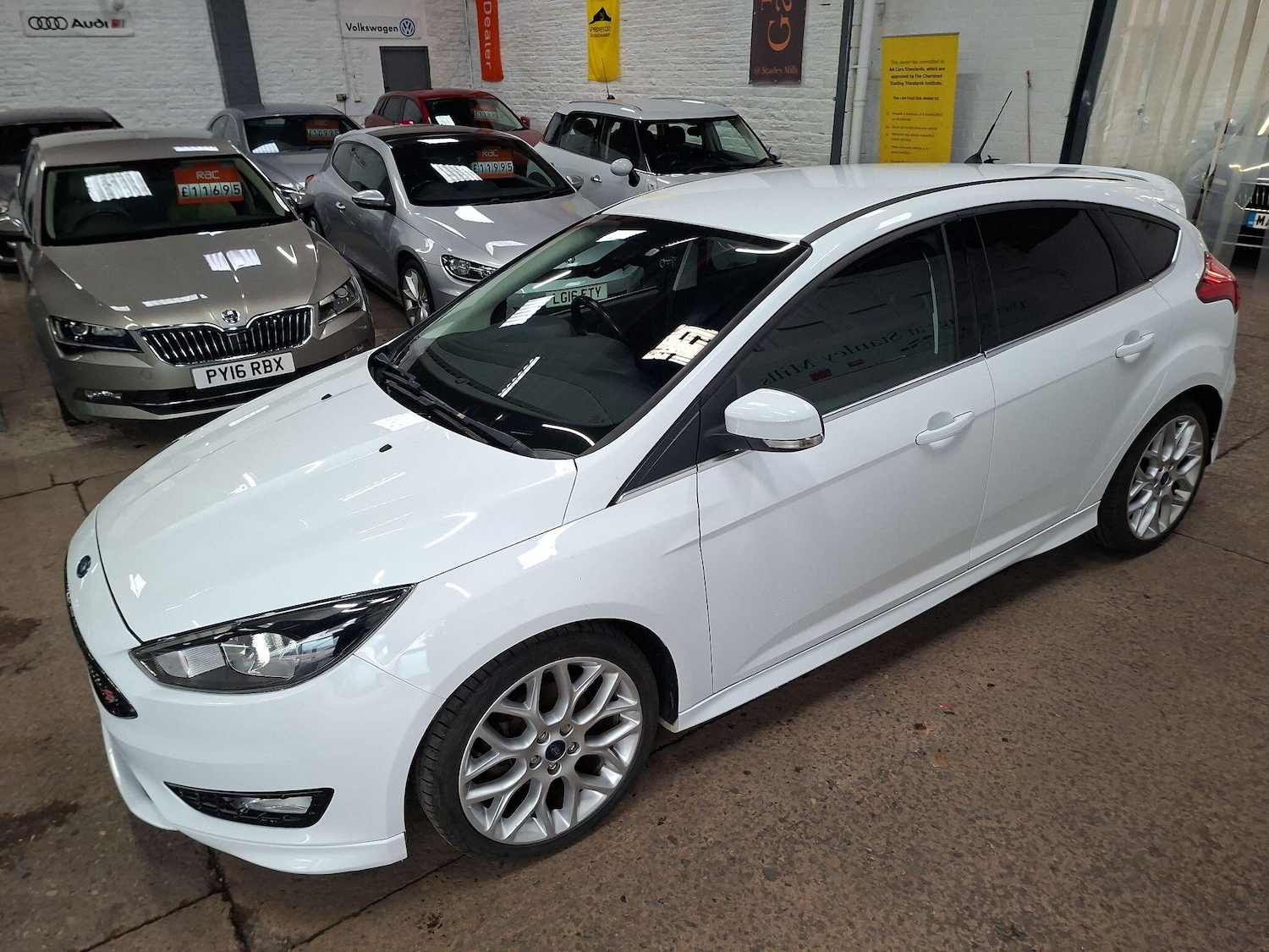 Used Ford Focus 2015 for sale - 76635906: Photo 13