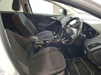 Used Ford Focus 2015 for sale - 76635906: Photo