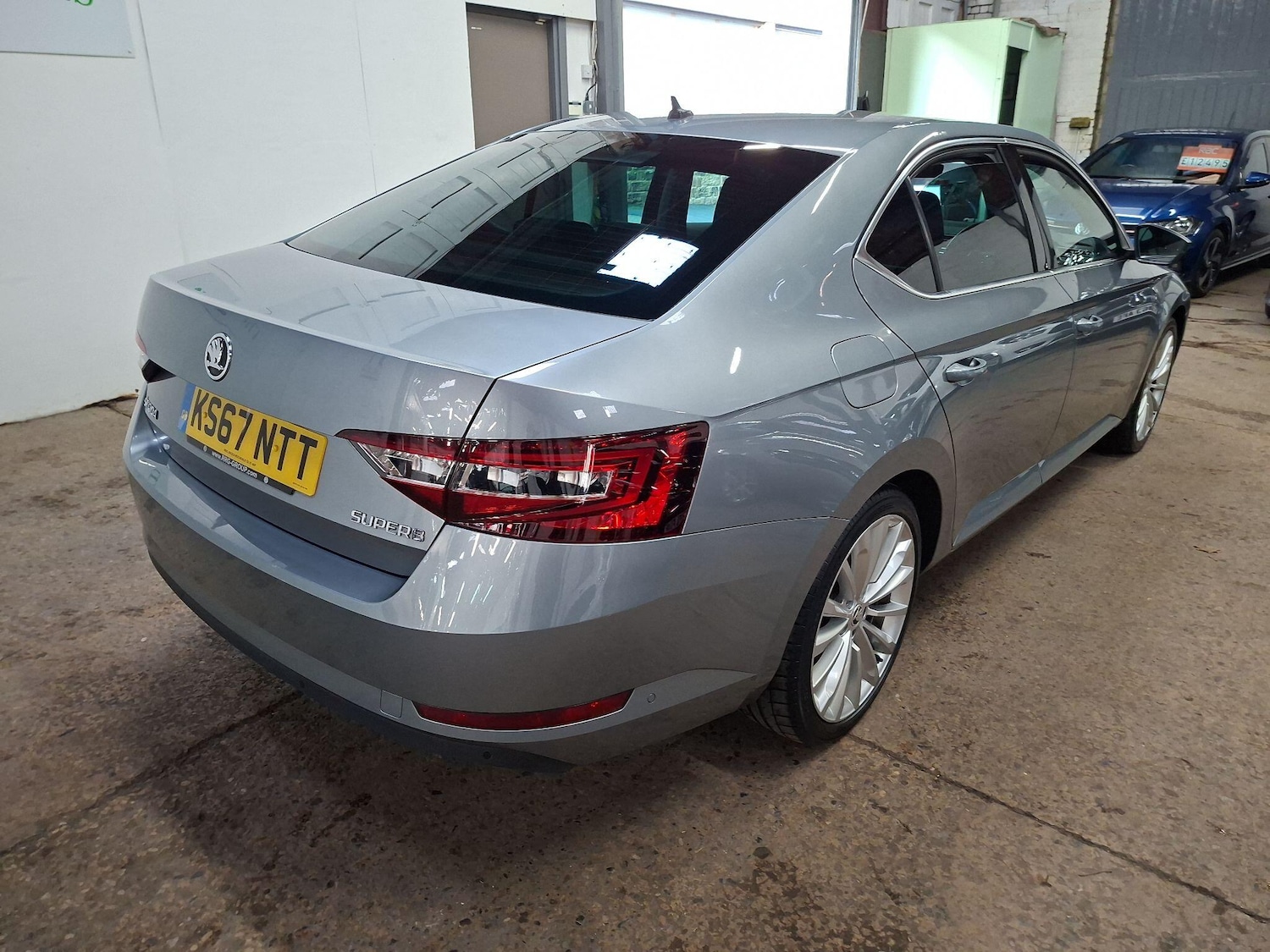 Used Skoda Superb 2017 for sale - 76795026: Photo 6