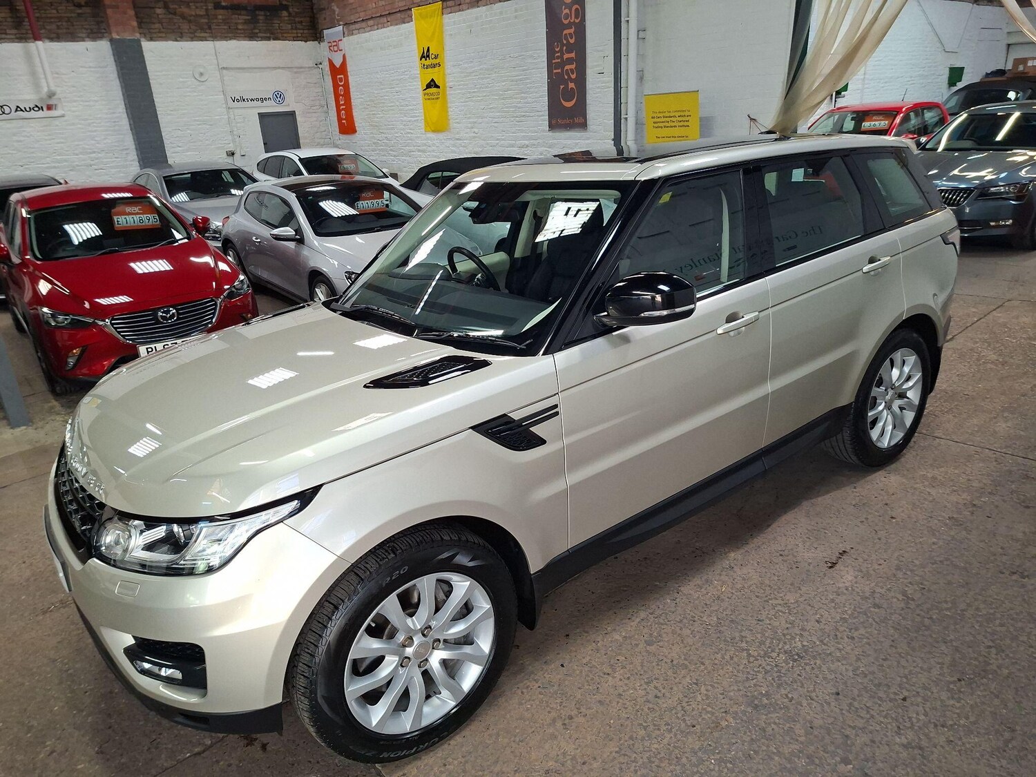 Used Land Rover Range Rover Sport 2014 for sale - 76563589: Photo 14