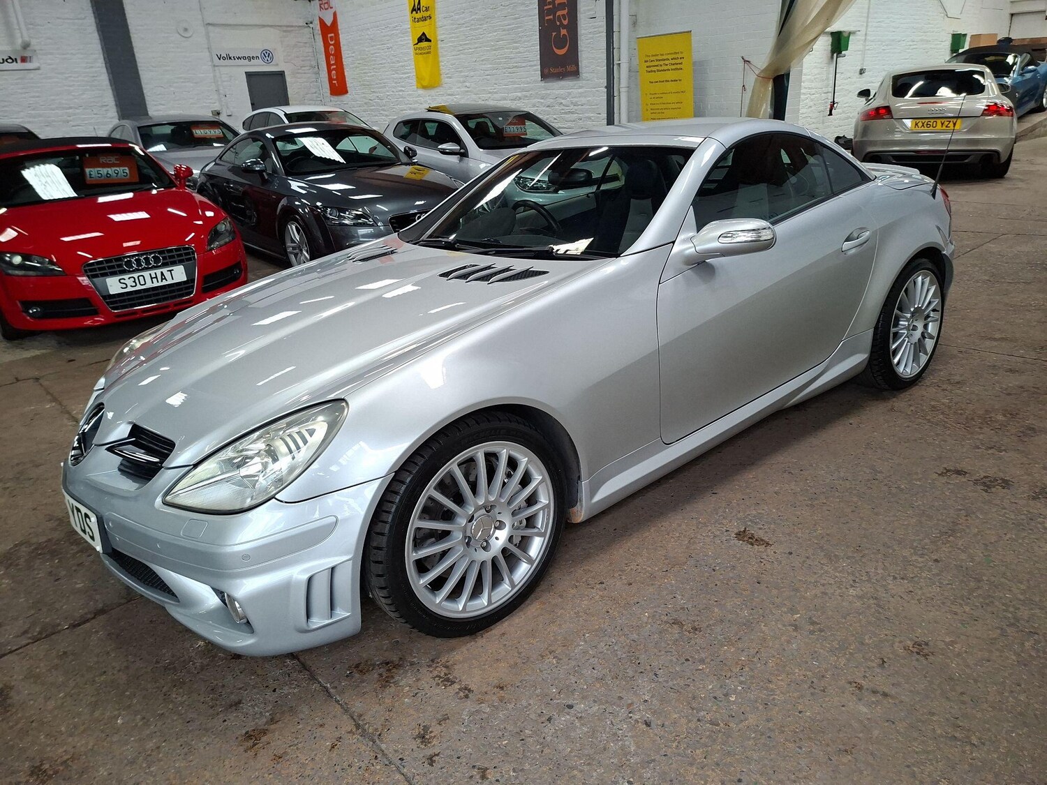 Used Mercedes-Benz SLK 2005 for sale - 76563600: Photo 24