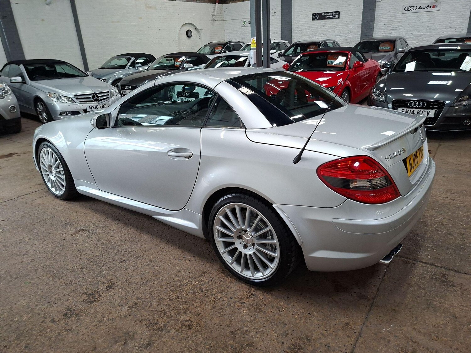 Used Mercedes-Benz SLK 2005 for sale - 76563600: Photo 25