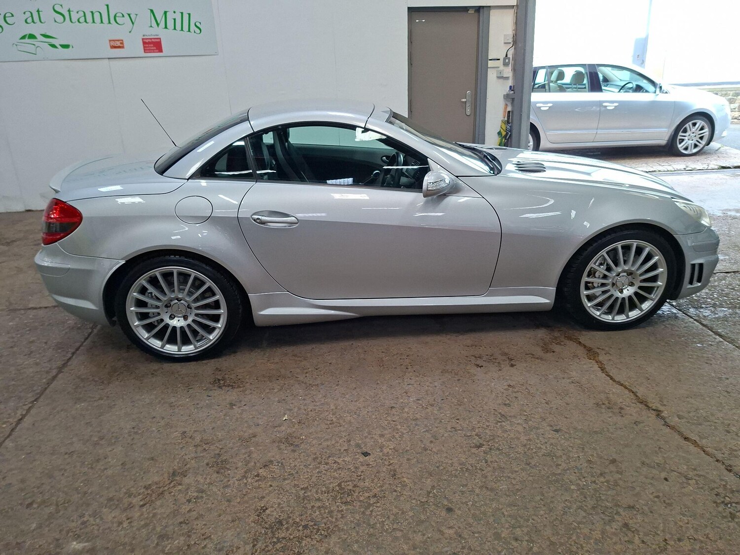 Used Mercedes-Benz SLK 2005 for sale - 76563600: Photo 27