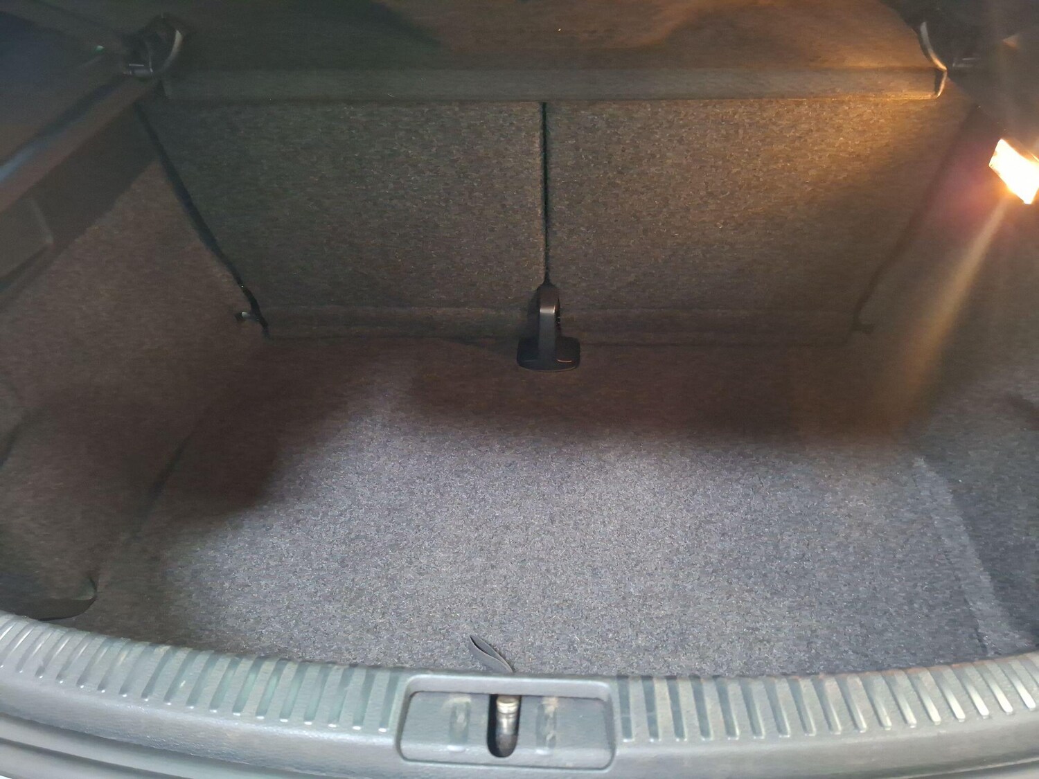 Used Volkswagen Scirocco 2016 for sale - 78187126: Photo 18