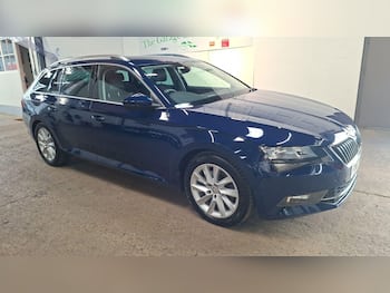 Used Skoda Superb 2017 for sale - 79868622: Photo