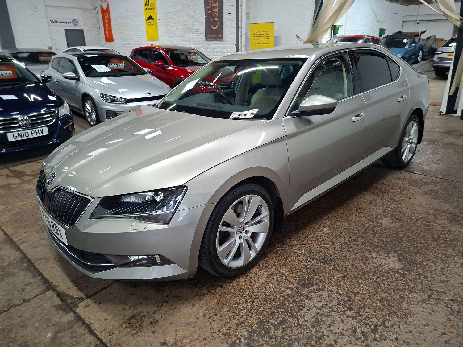 Used Skoda Superb 2016 for sale - 76563593: Photo 6