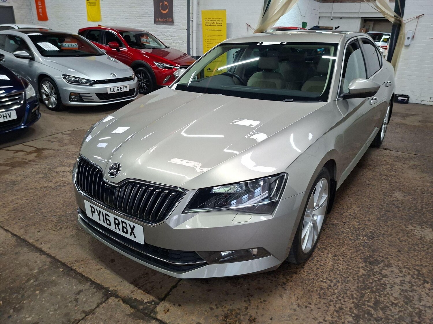 Used Skoda Superb 2016 for sale - 76563593: Photo 7