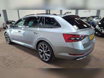 Used Skoda Superb 2019 for sale - 79868629: Photo