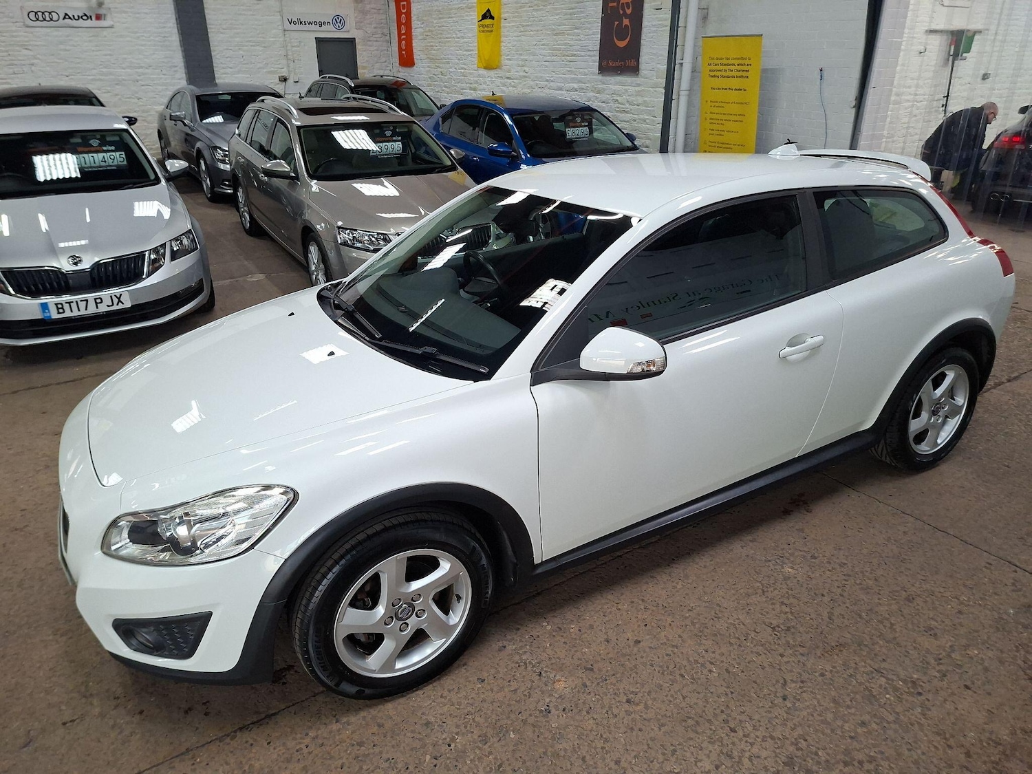 Used Volvo C30 2011 for sale - 77771416: Photo 15