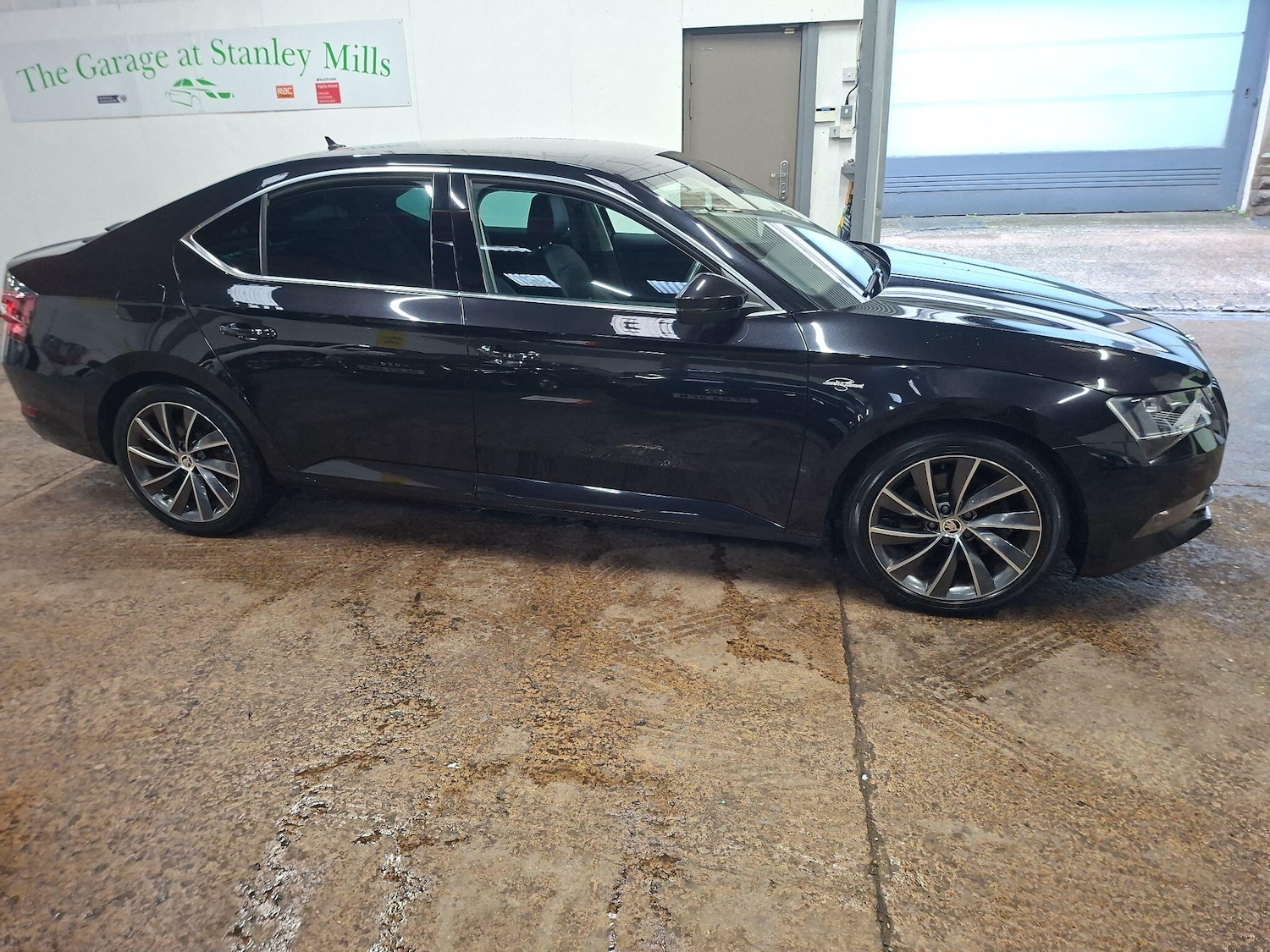 Used Skoda Superb 2016 for sale - 77526254: Photo 4