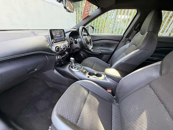 Used Nissan Juke 2023 for sale - 76126979: Photo 2