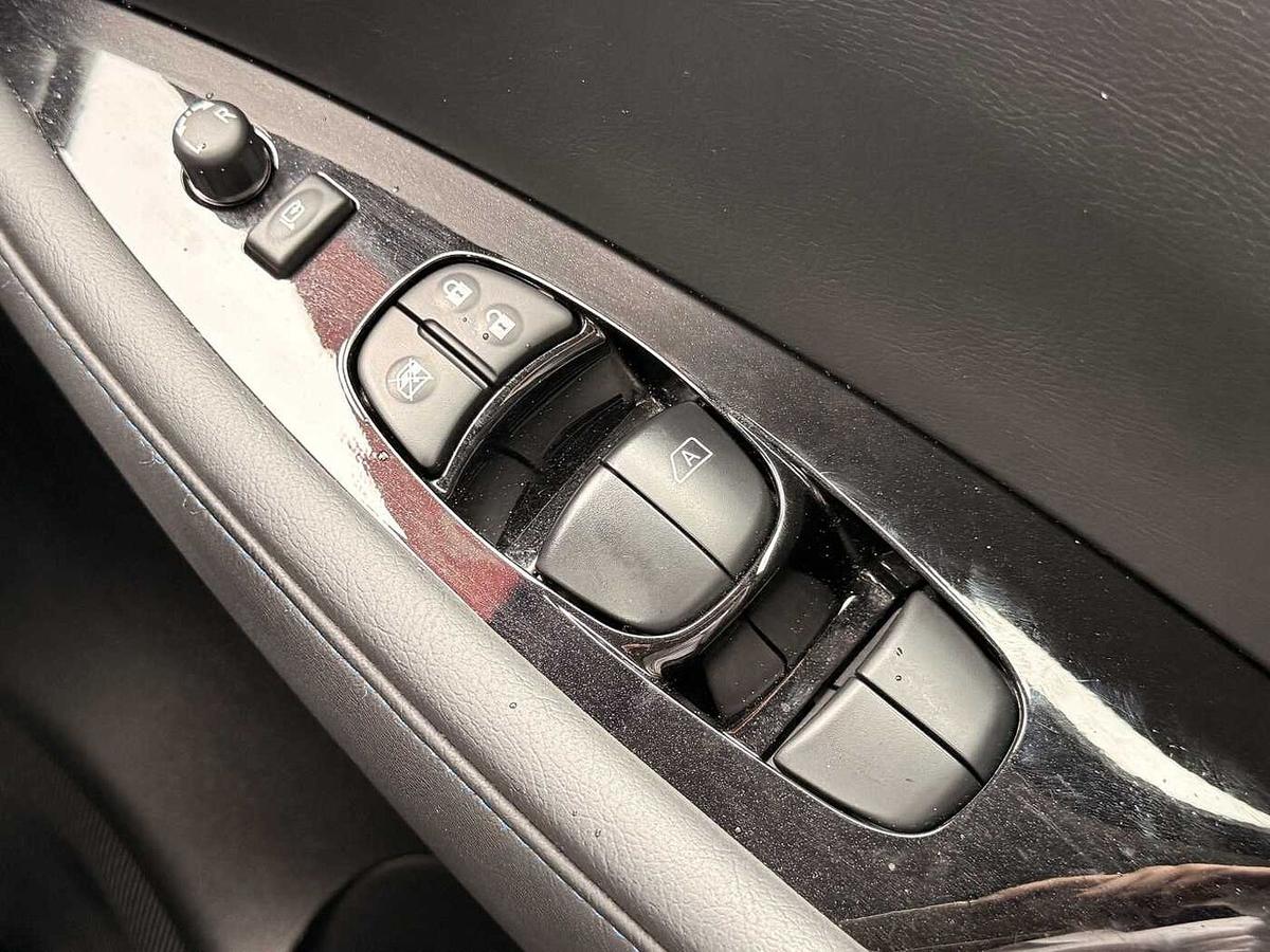 Used Nissan Leaf 2022 for sale - 76126621: Photo 17