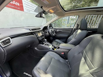 Used Nissan Qashqai 2017 for sale - 76126917: Photo