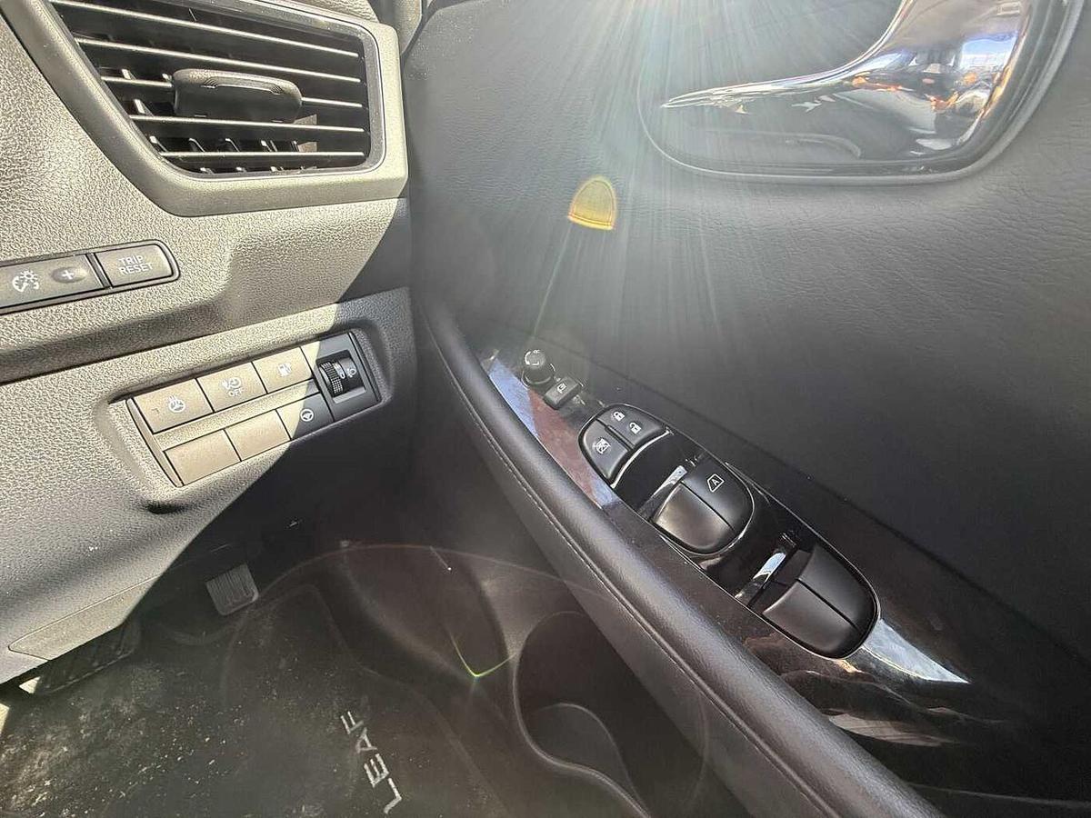 Used Nissan Leaf 2022 for sale - 76126628: Photo 18