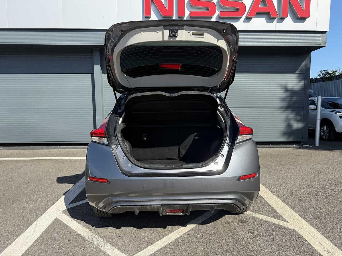 Used Nissan Leaf 2022 for sale - 76126628: Photo 5