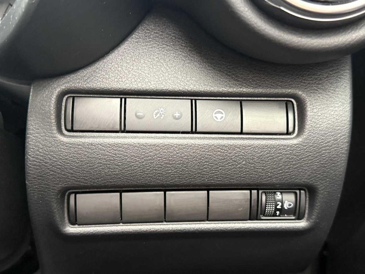 Used Nissan Juke 2022 for sale - 76127063: Photo 11