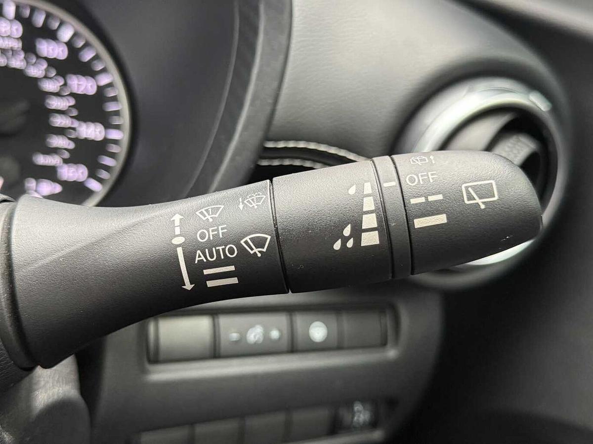 Used Nissan Juke 2022 for sale - 76127063: Photo 17