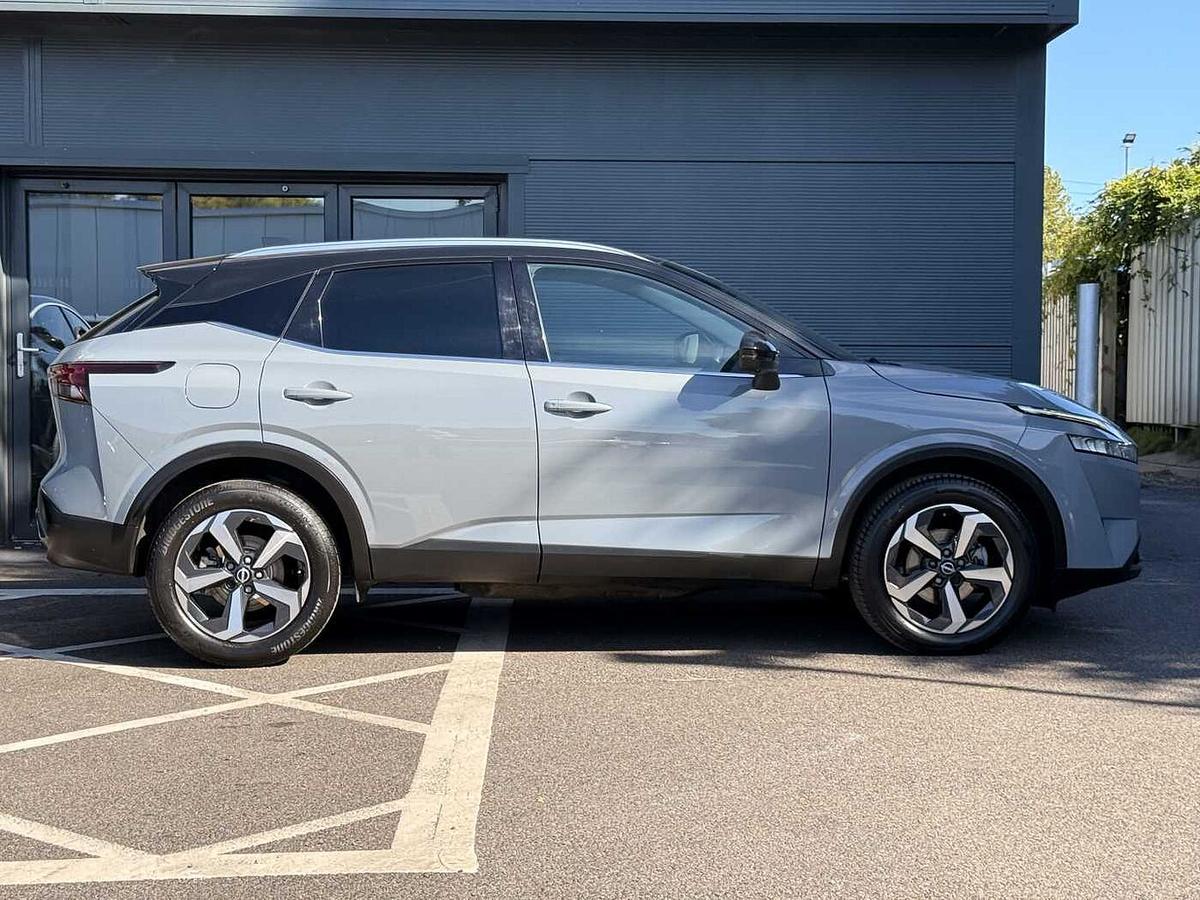 Used Nissan Qashqai 2022 for sale - 76127000: Photo 4