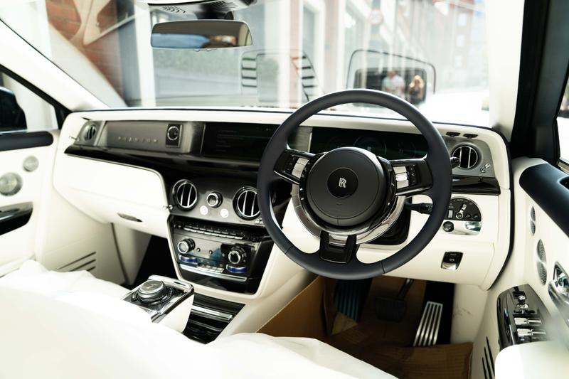 Used Rolls-Royce Phantom for sale - 77631233: Photo 4