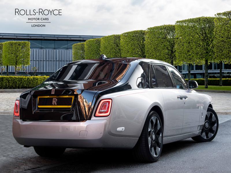 Used Rolls-Royce Phantom 2023 for sale - 75972878: Photo 2