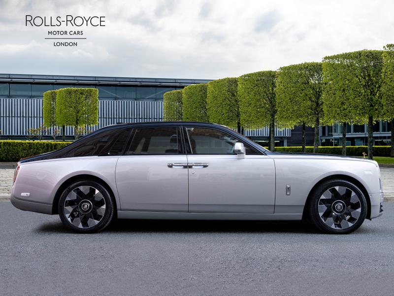 Used Rolls-Royce Phantom 2023 for sale - 75972878: Photo 3