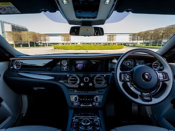 Used Rolls-Royce Ghost 2025 for sale - 79552438: Photo