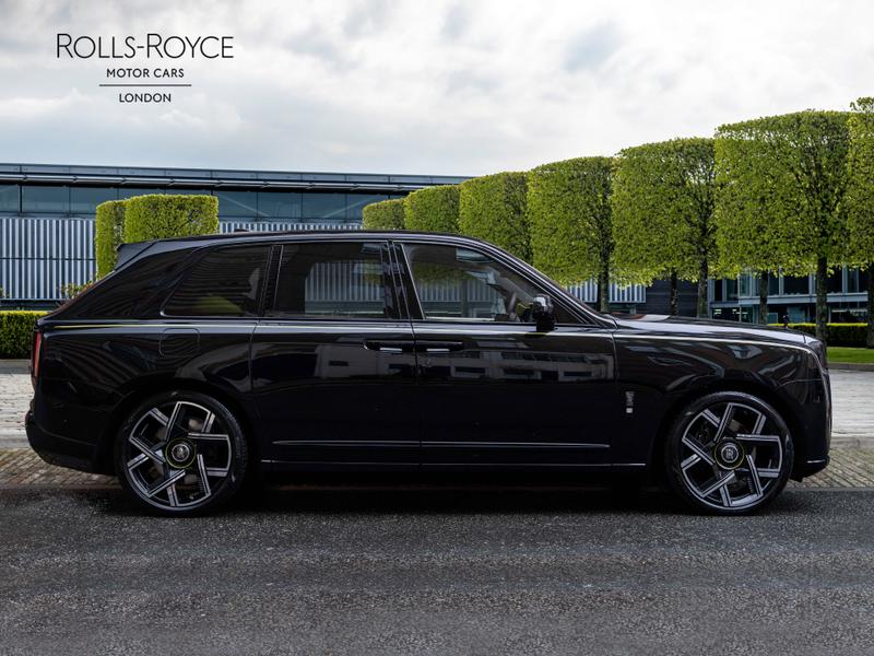 Used Rolls-Royce Cullinan 2025 for sale - 77582024: Photo 3