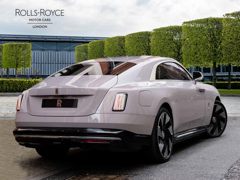 Used Rolls-Royce Spectre 2024 for sale - 77529200: Photo 2